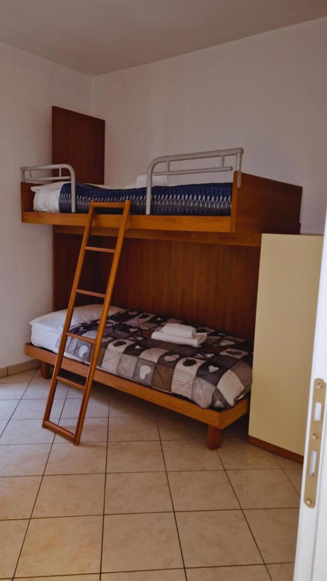 Apartments Tony In Bardolino Pokoj fotografie